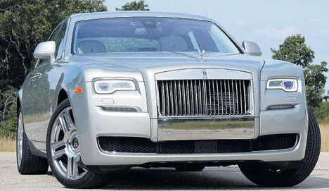 ​Rolls Royce sadece ‘bir’ aracını çağırdı!