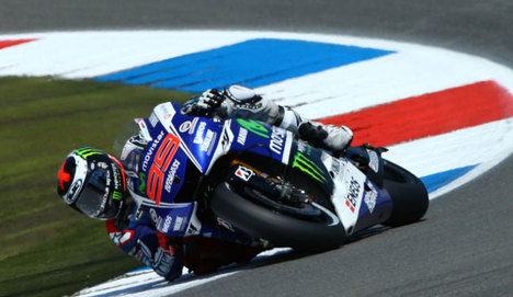 MotoGP'de sezonun ilk zaferi Lorenzo'nun