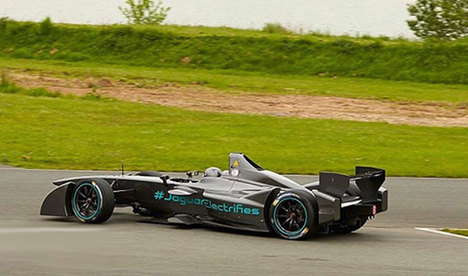 Jaguar’ın Formula E aracı görüntülendi